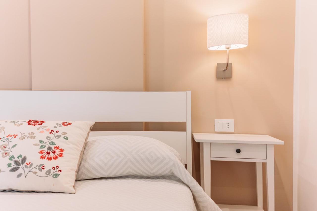 B&B Casa Al Vicolo 2 タオルミーナ エクステリア 写真