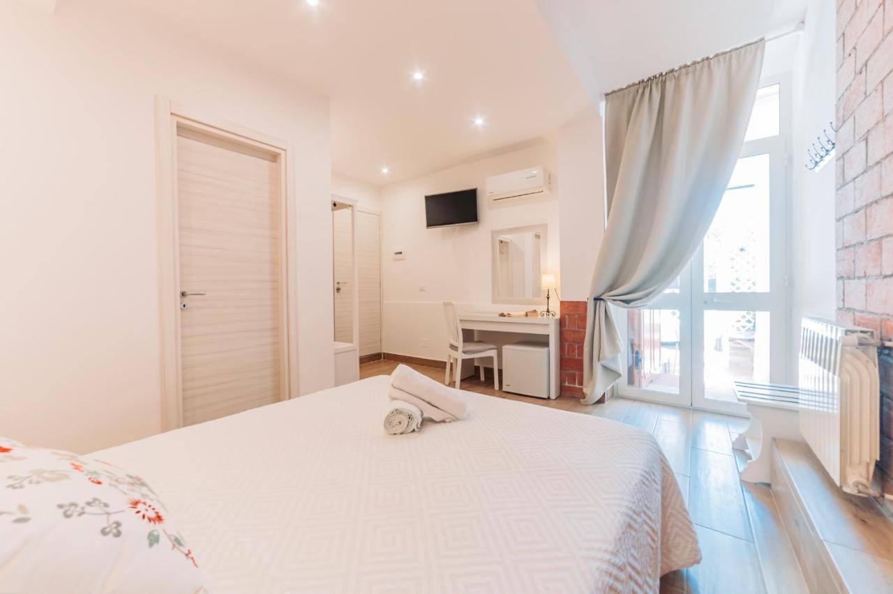 B&B Casa Al Vicolo 2 タオルミーナ エクステリア 写真