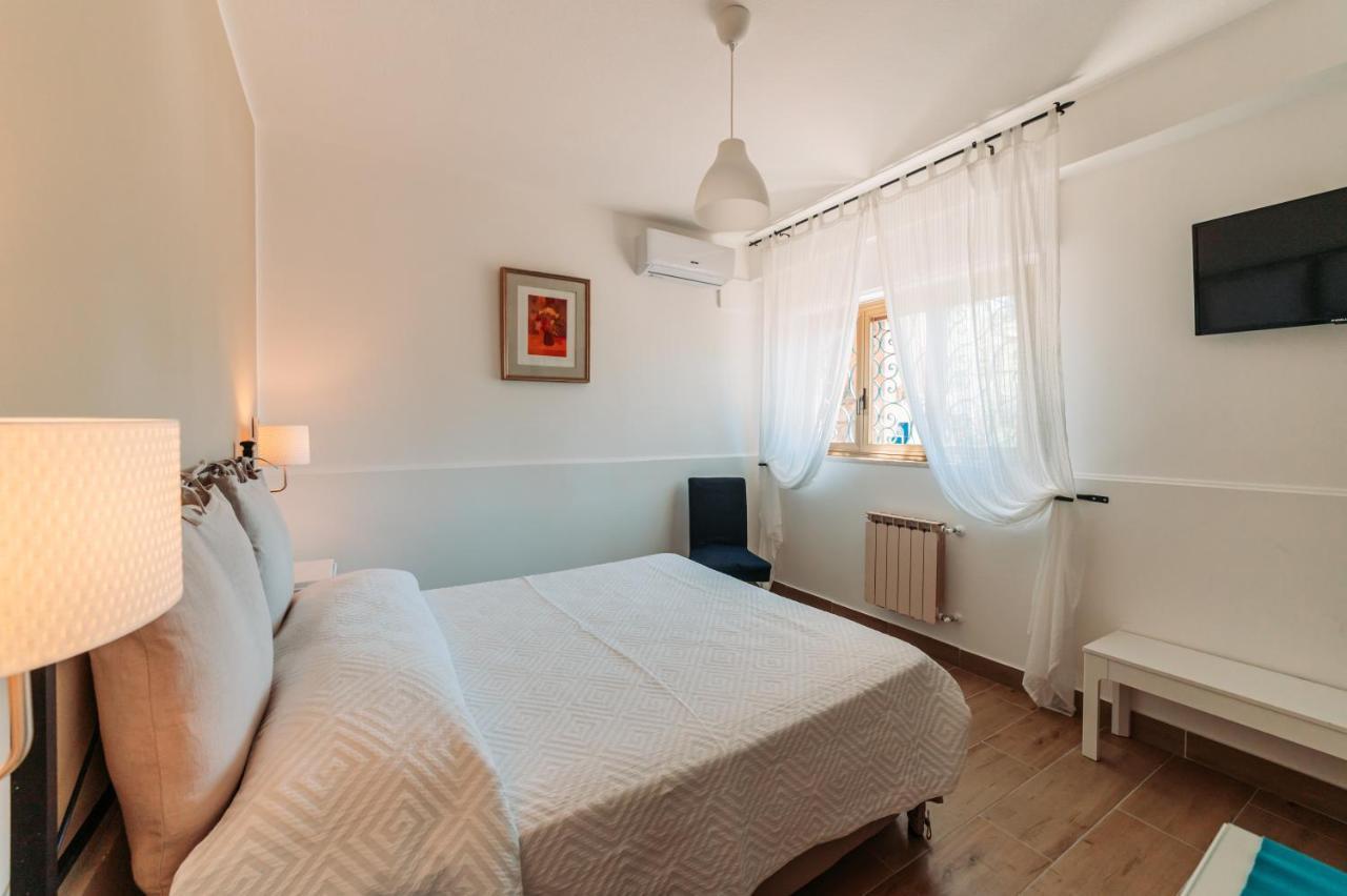 B&B Casa Al Vicolo 2 タオルミーナ エクステリア 写真