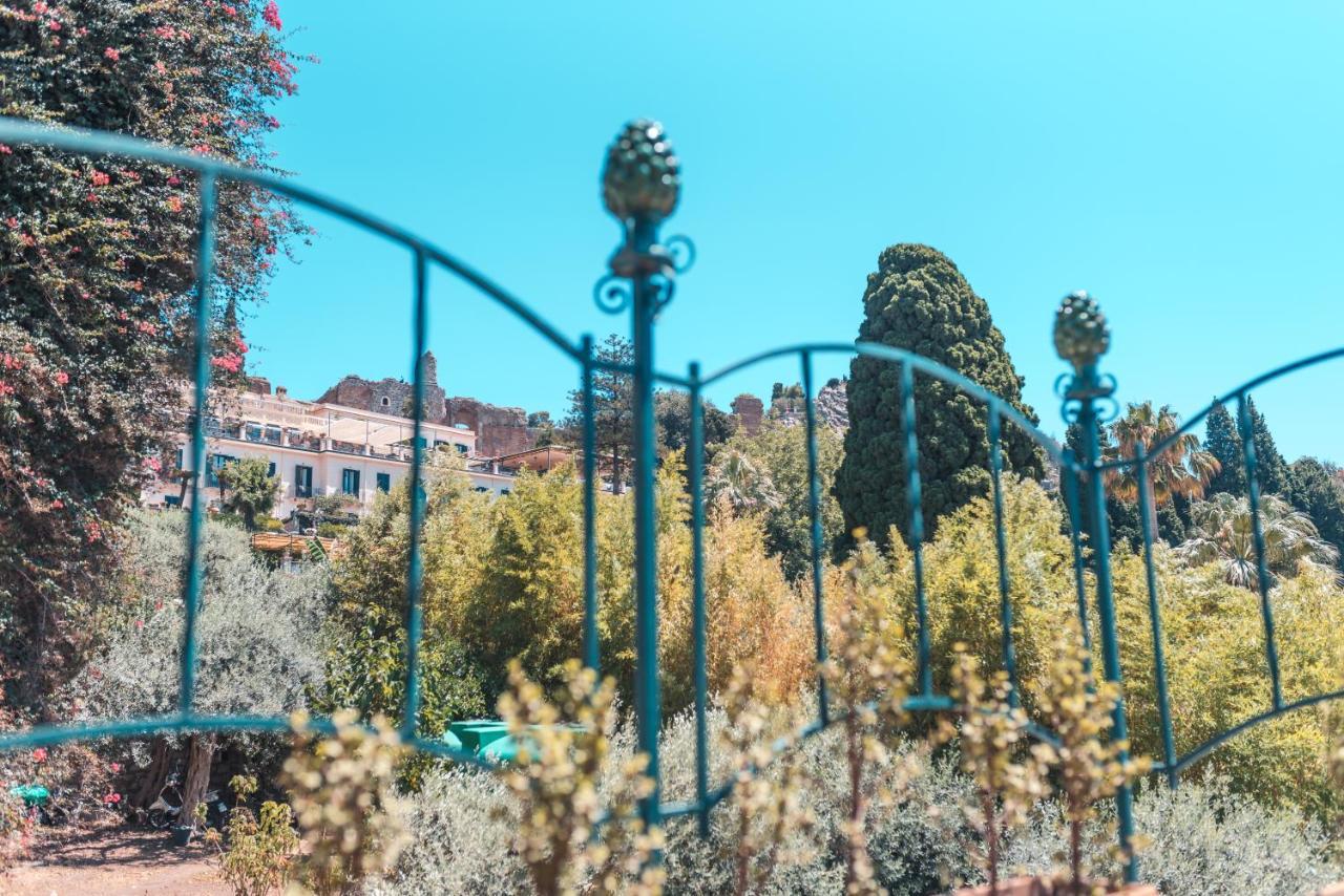 B&B Casa Al Vicolo 2 タオルミーナ エクステリア 写真